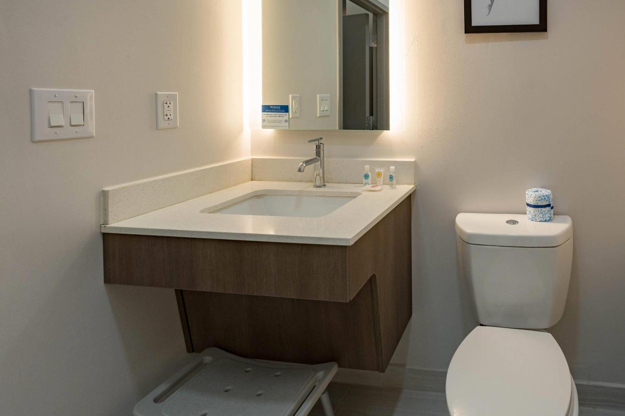 Comfort Inn & Suites River City Decatur Kültér fotó